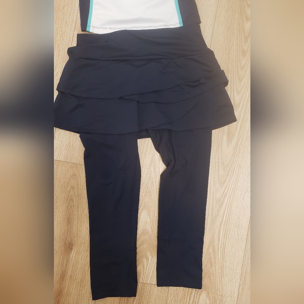 Lucky in Love Black Skirt Leggings - Picture 3 of 4